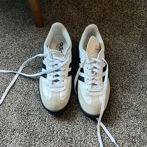 Men’s Adidas Samba OG White Indoor Soccer Shoes Gum Sole Men’s Size 7